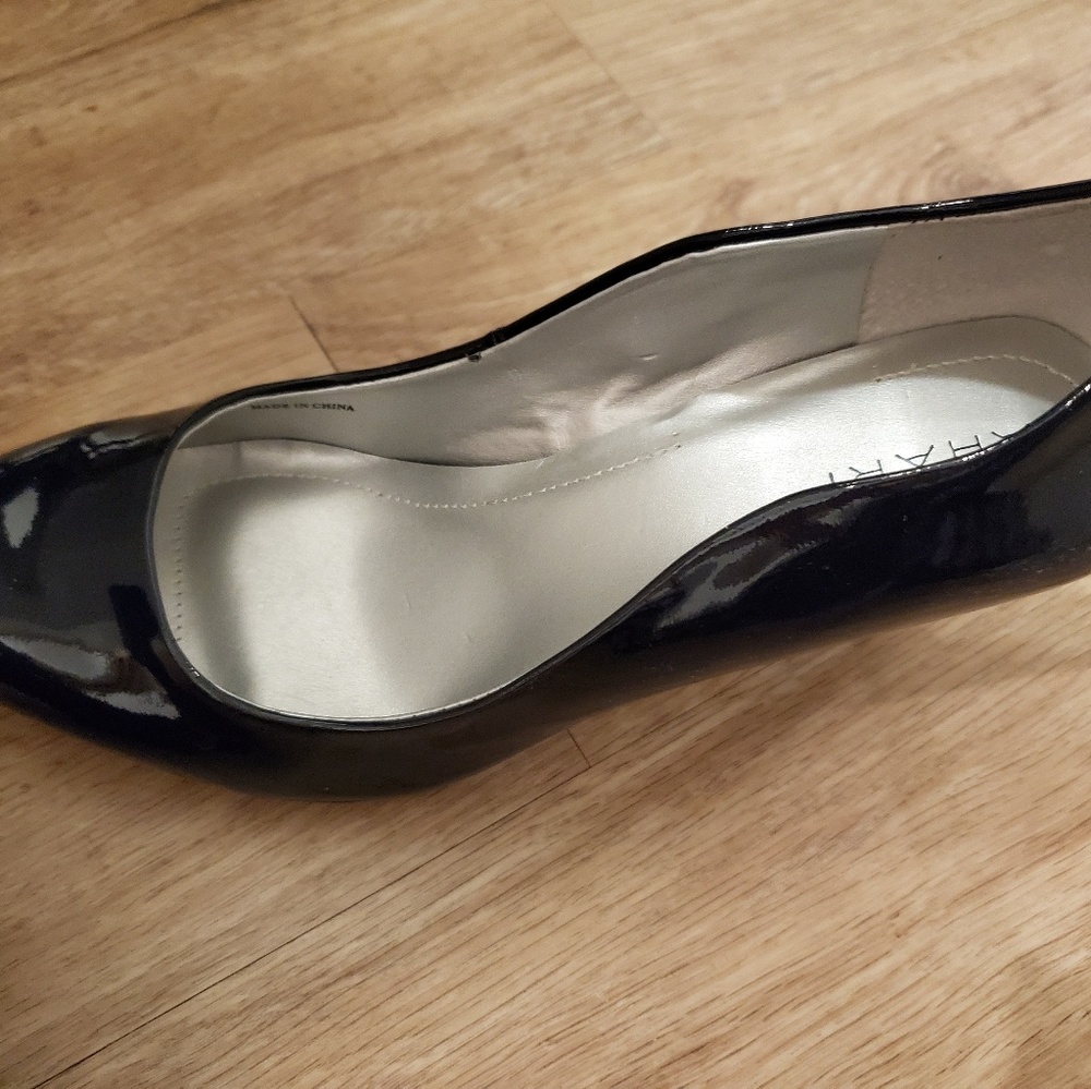 New Tahari lether dark blue heel - Picture 3 of 7